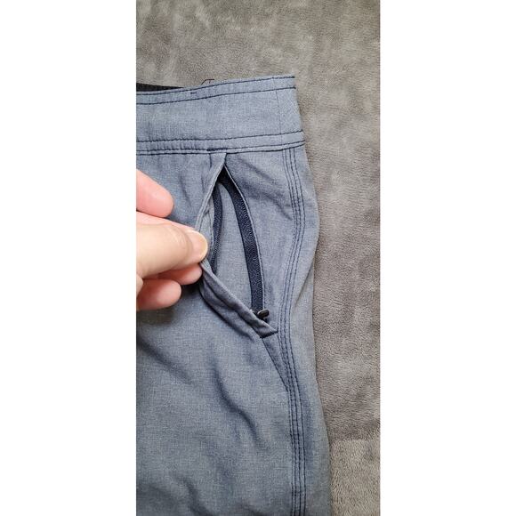 O'Neill Men’s Size 32 Gray Casual Shorts Surfer 4-pockets Embroidered Logo C4-29 - Picture 3 of 10